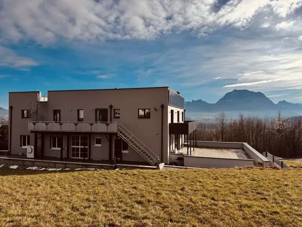 12-Zimmer-Wohnung kaufen in Gmunden – 254 m², € 999.000 – Bild 3 von 37