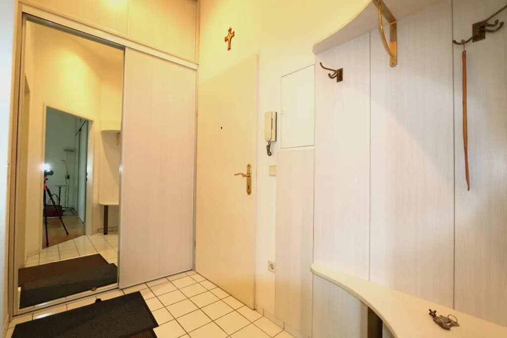 1-Zimmer-Wohnung kaufen in Baden – 35,78 m², € 139.000 – Bild 5 von 6