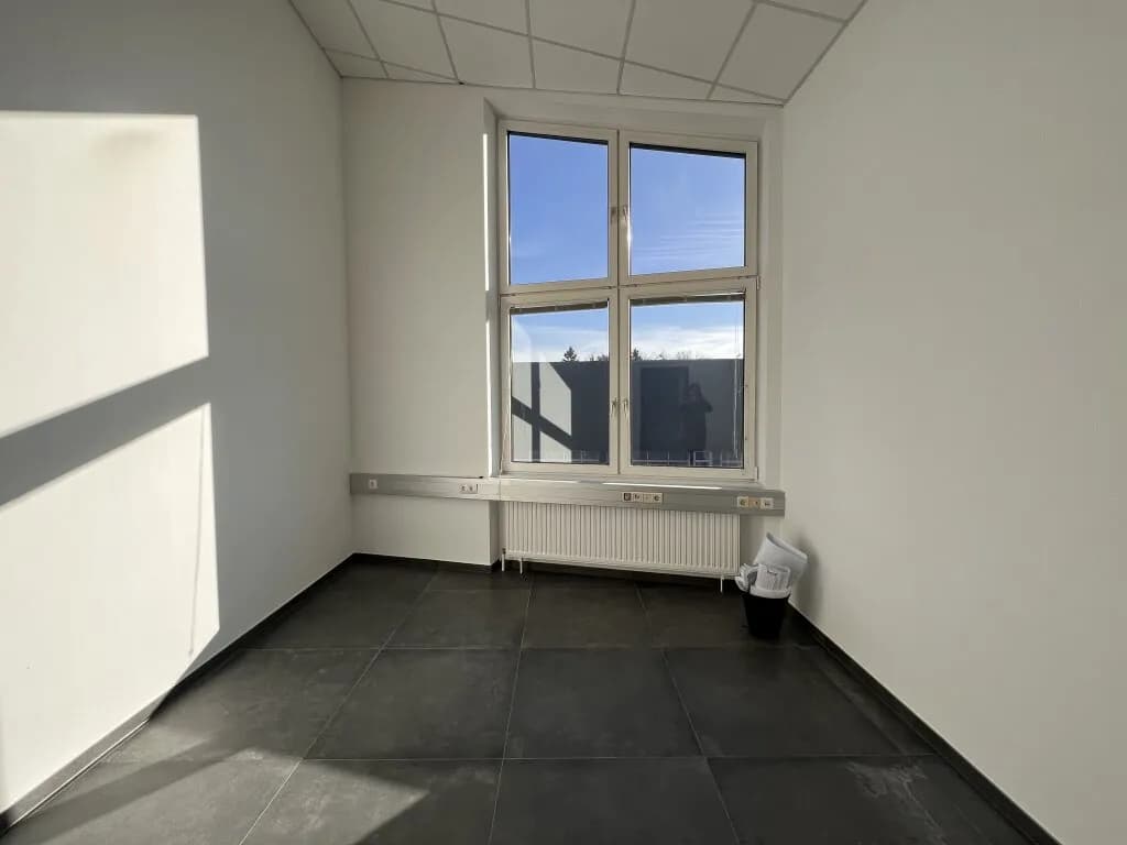 Gewerbeimmobilie mieten in Graz-Umgebung – 57 m², € 624 – Bild 5 von 11