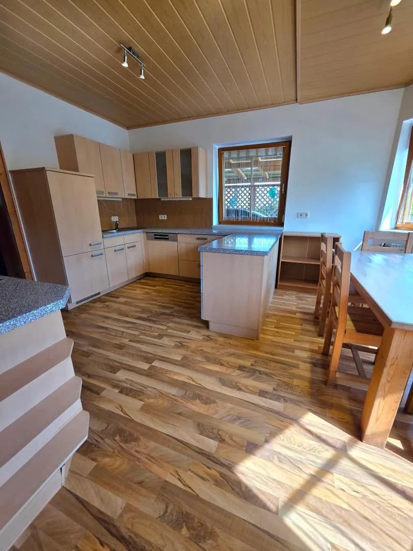 8-Zimmer-Haus kaufen in Wolfsberg – 300 m², € 279.000 – Bild 7 von 29