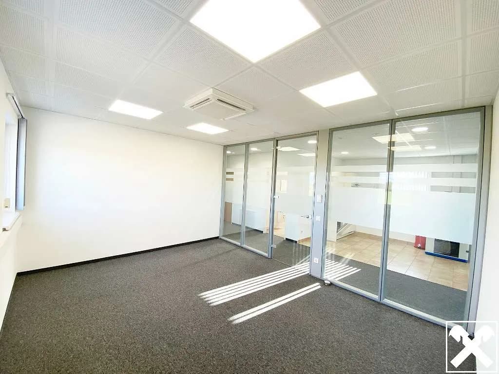 Gewerbeimmobilie mieten in Wels-Land – 467 m², € 5.349 – Bild 3 von 8