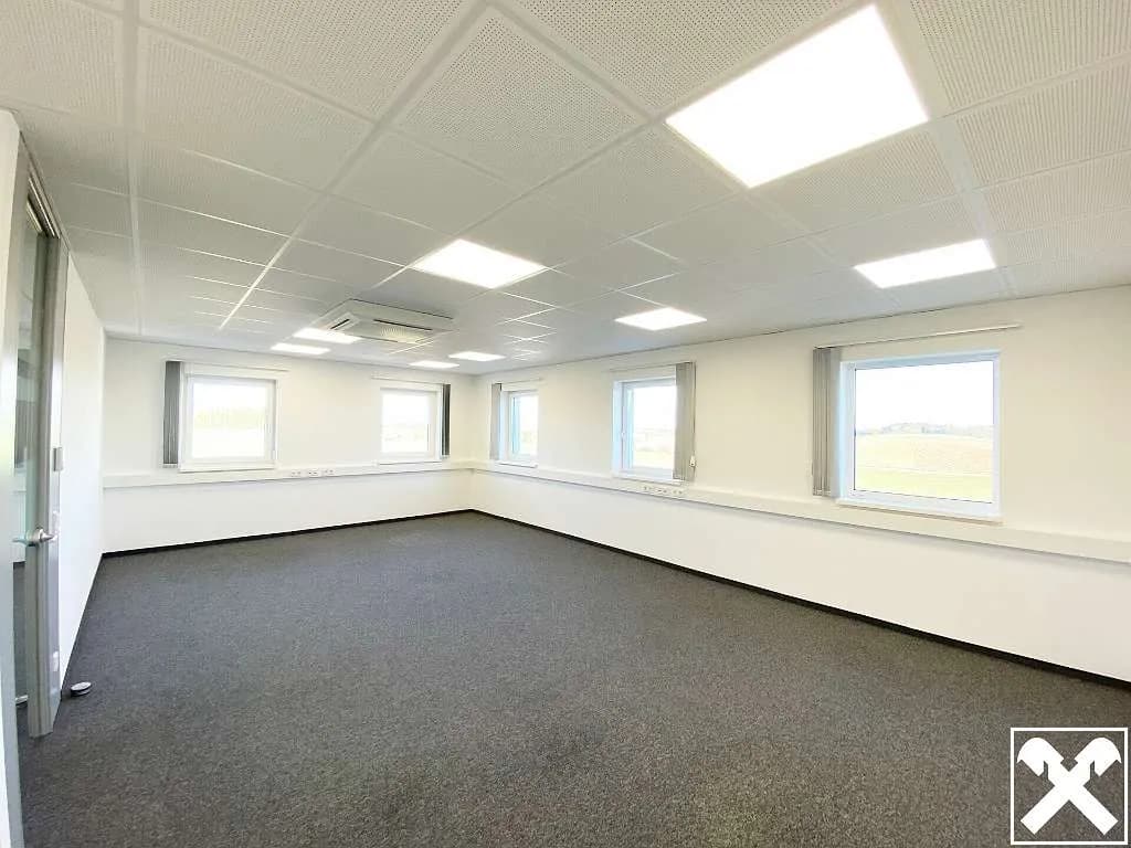 Gewerbeimmobilie mieten in Wels-Land – 467 m², € 5.349 – Bild 6 von 8