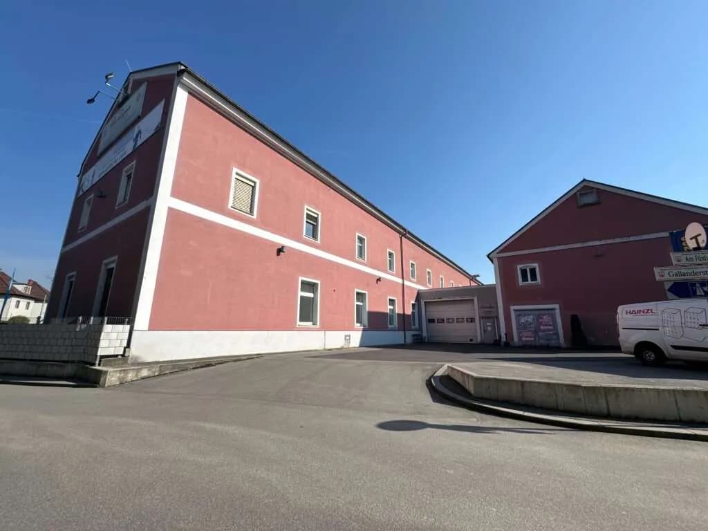 Gewerbeimmobilie mieten in Linz – 1 300 m², € 8.497 – Bild 9 von 31