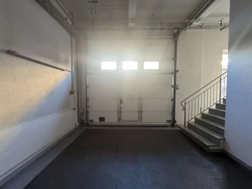 Gewerbeimmobilie mieten in Linz – 1 300 m², € 8.497 – Bild 16 von 31