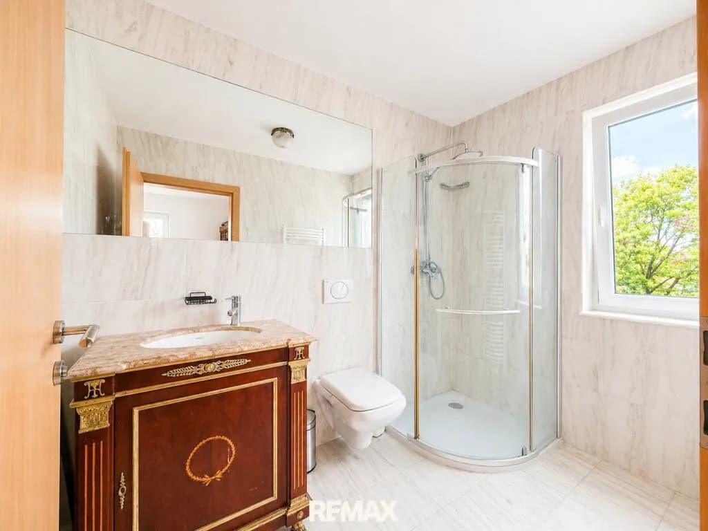 10-Zimmer-Wohnung mieten in Wien – 284,75 m², € 3.810 – Bild 13 von 20