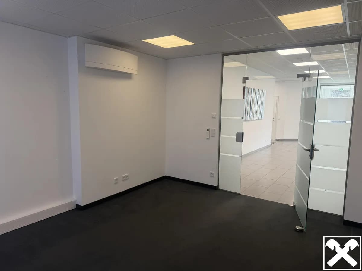 6-Zimmer-Gewerbeimmobilie mieten in Salzburg-Umgebung – 195 m², € 2.450 – Bild 4 von 5