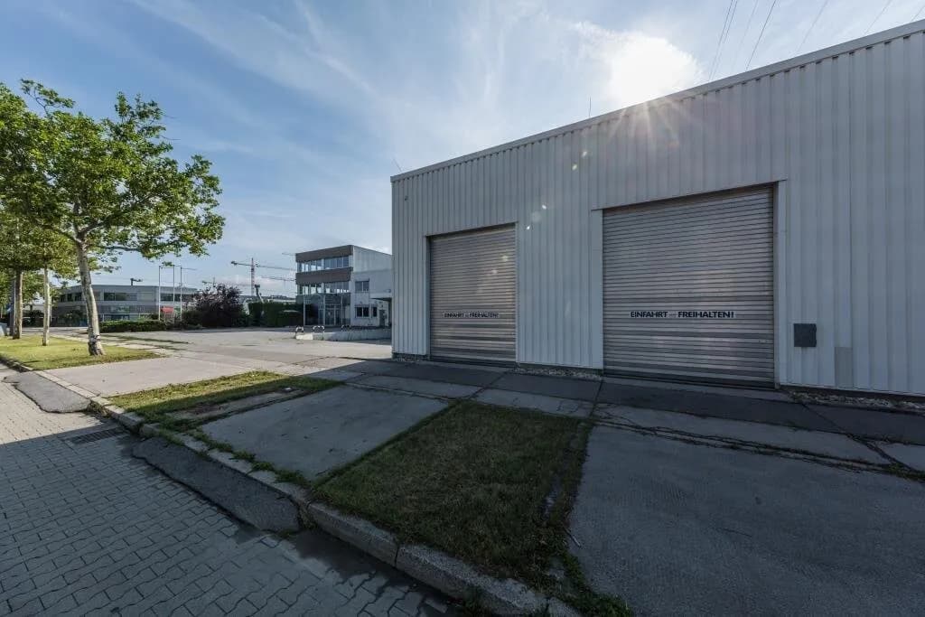 Gewerbeimmobilie mieten in Wien – 2 894 m², € 25.173 – Bild 2 von 6