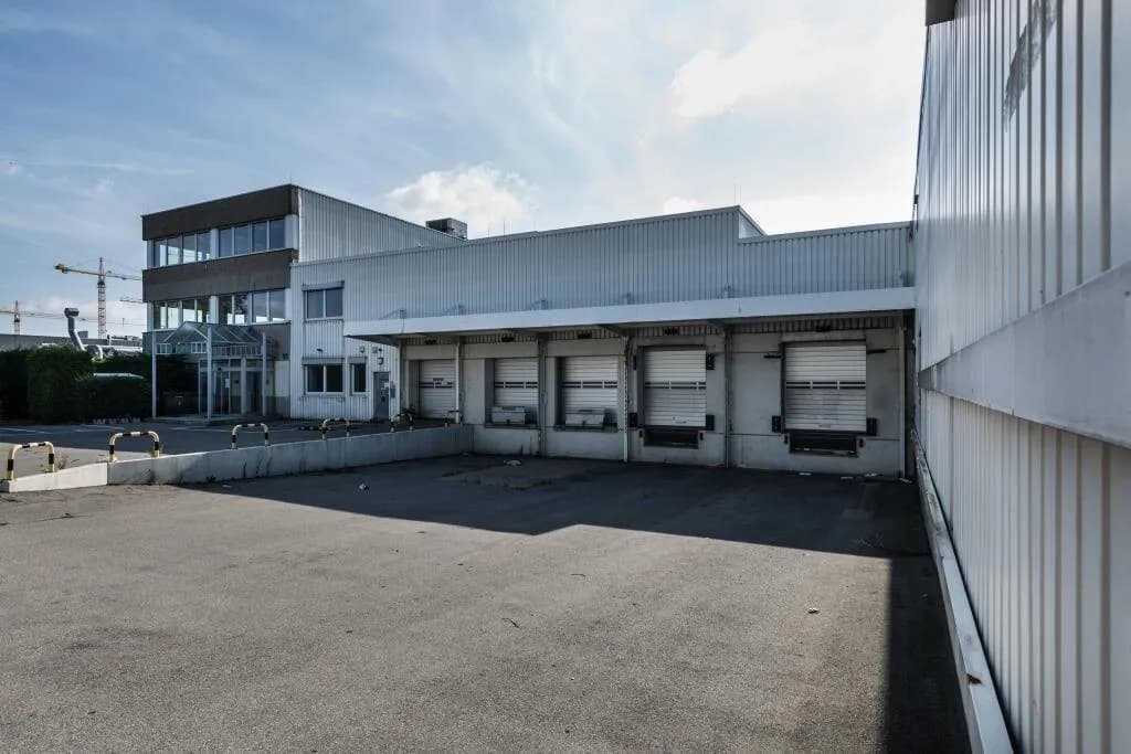 Gewerbeimmobilie mieten in Wien – 1 601 m², € 13.927 – Bild 2 von 7