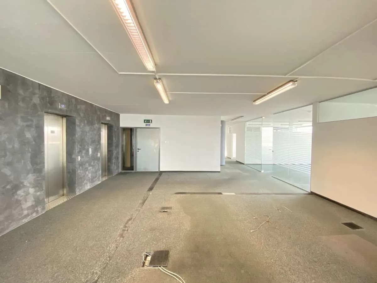 Gewerbeimmobilie mieten in Linz – 274 m², € 3.666 – Bild 8 von 10