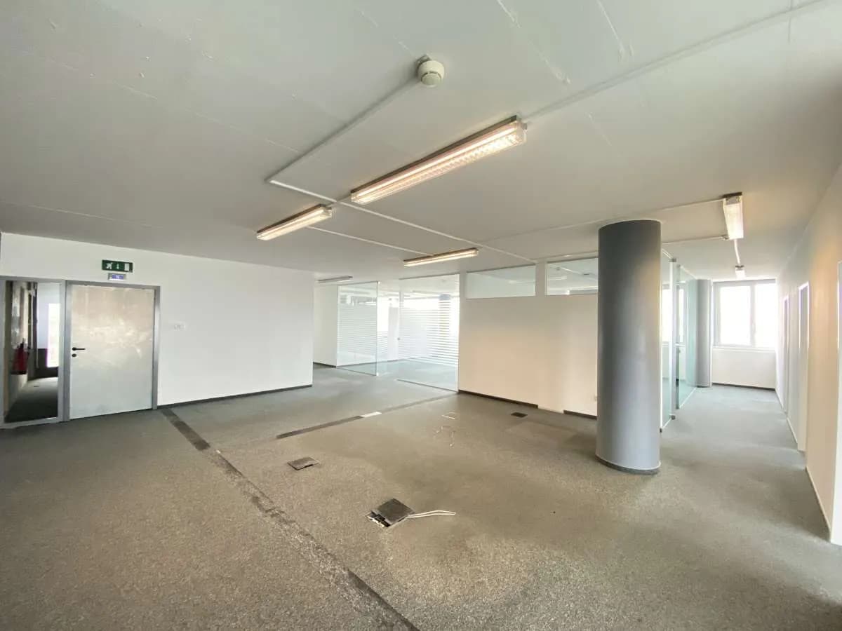 Gewerbeimmobilie mieten in Linz – 274 m², € 3.666 – Bild 9 von 10