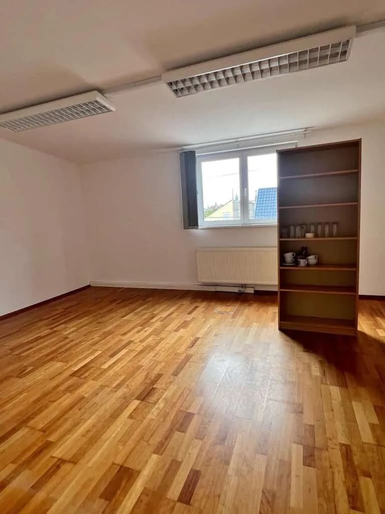 7-Zimmer-Gewerbeimmobilie mieten in Graz – 188,93 m², € 1.826 – Bild 4 von 5