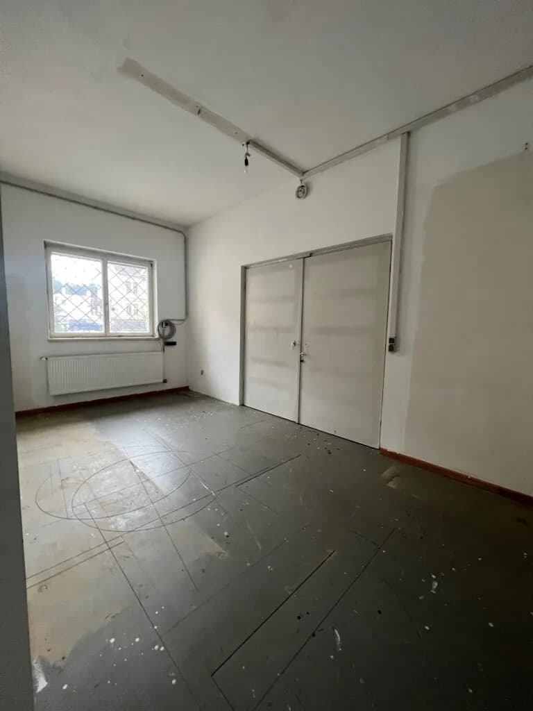 2-Zimmer-Gewerbeimmobilie mieten in Graz – 207 m², € 1.847 – Bild 3 von 8