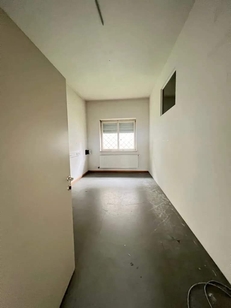 2-Zimmer-Gewerbeimmobilie mieten in Graz – 207 m², € 1.847 – Bild 4 von 8