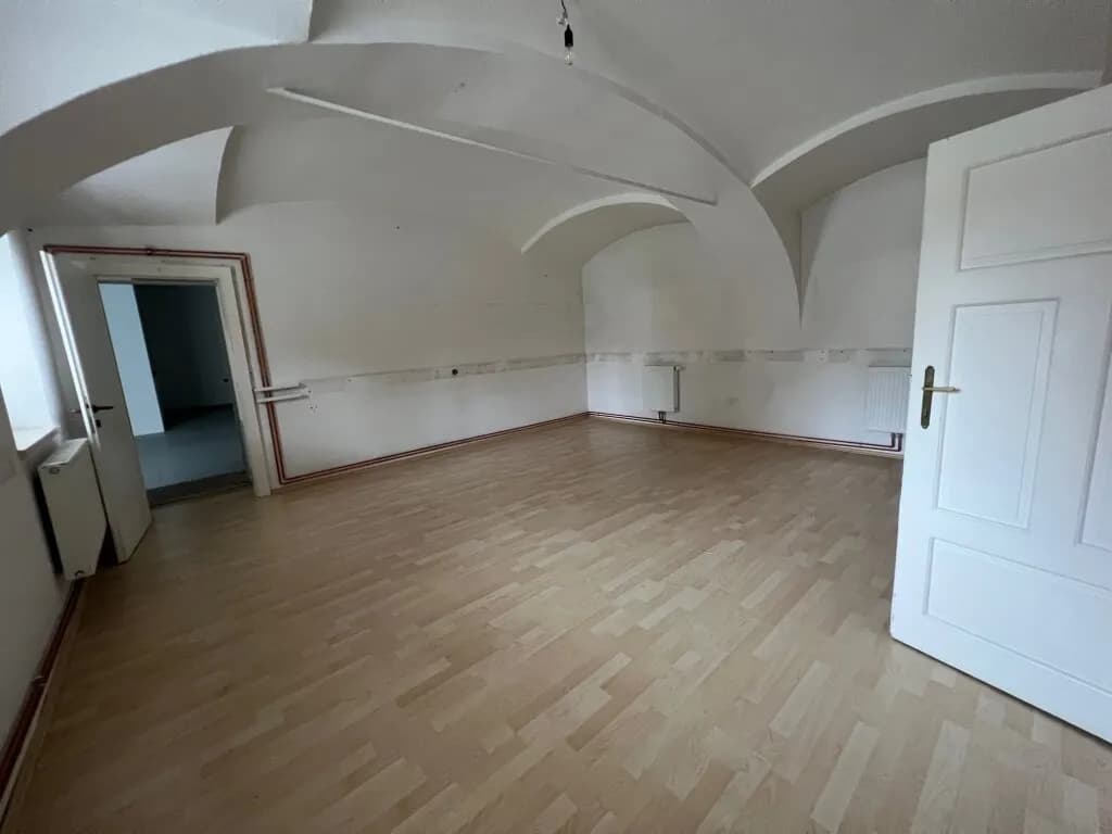 2-Zimmer-Gewerbeimmobilie mieten in Graz – 207 m², € 1.847 – Bild 7 von 8