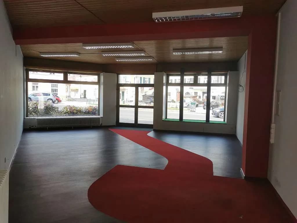 2-Zimmer-Immobilie mieten in Neunkirchen – 123 m², € 720 – Bild 2 von 6