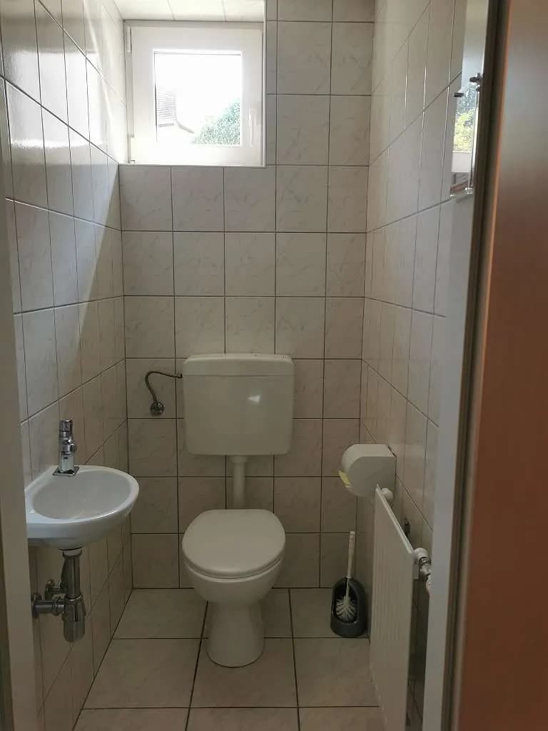 2-Zimmer-Immobilie mieten in Neunkirchen – 123 m², € 720 – Bild 4 von 6