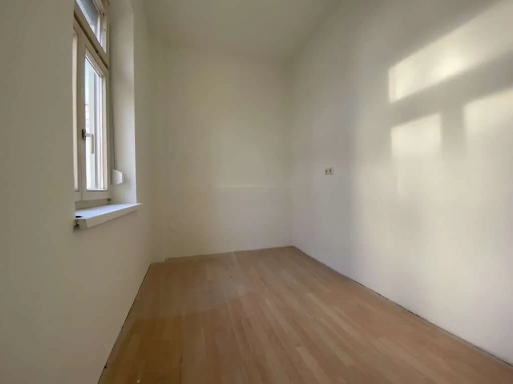 4-Zimmer-Gewerbeimmobilie mieten in Graz – 124 m², € 999 – Bild 5 von 15