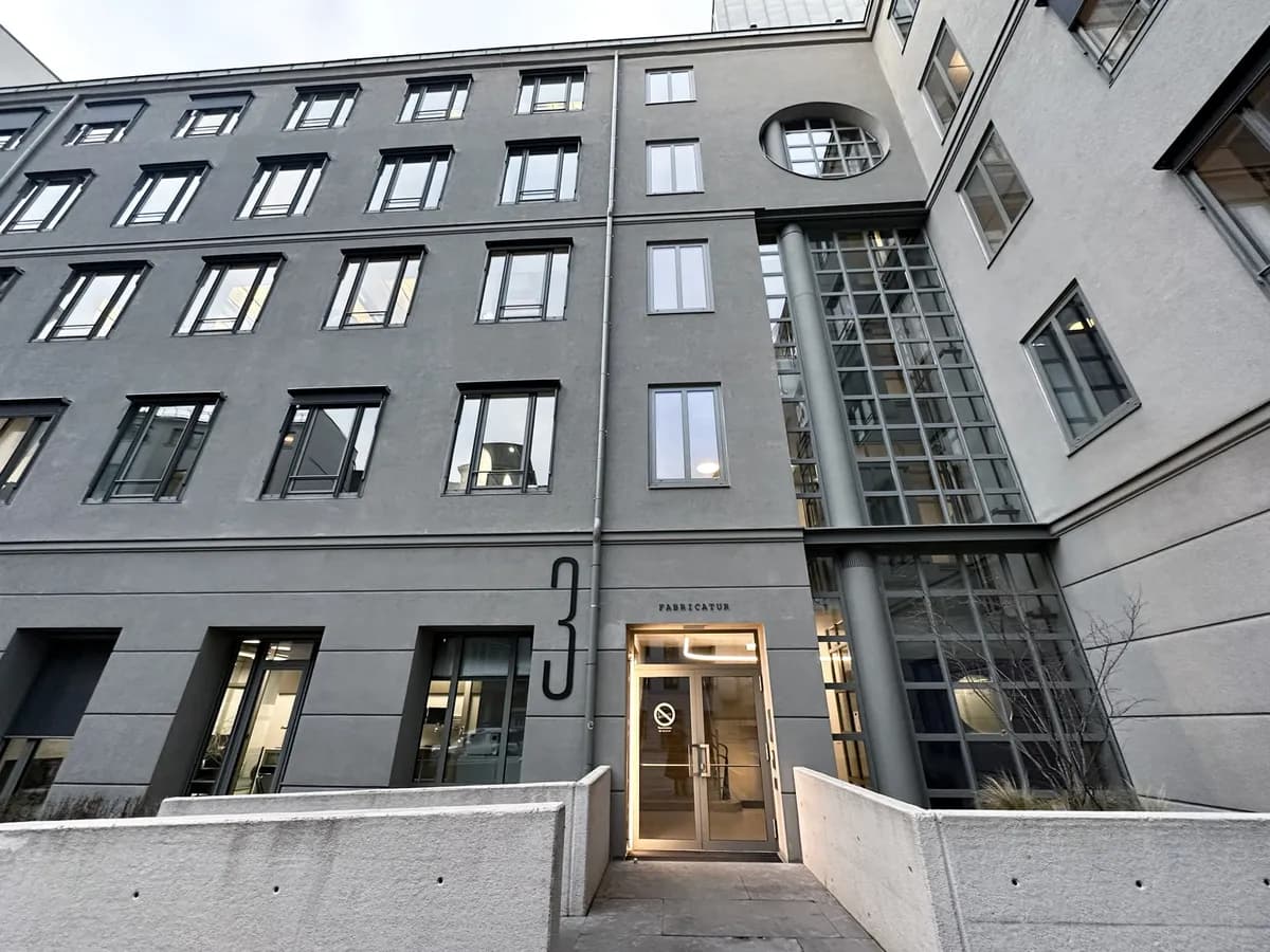 Gewerbeimmobilie mieten in Wien – 561 m², € 17 – Bild 1 von 9