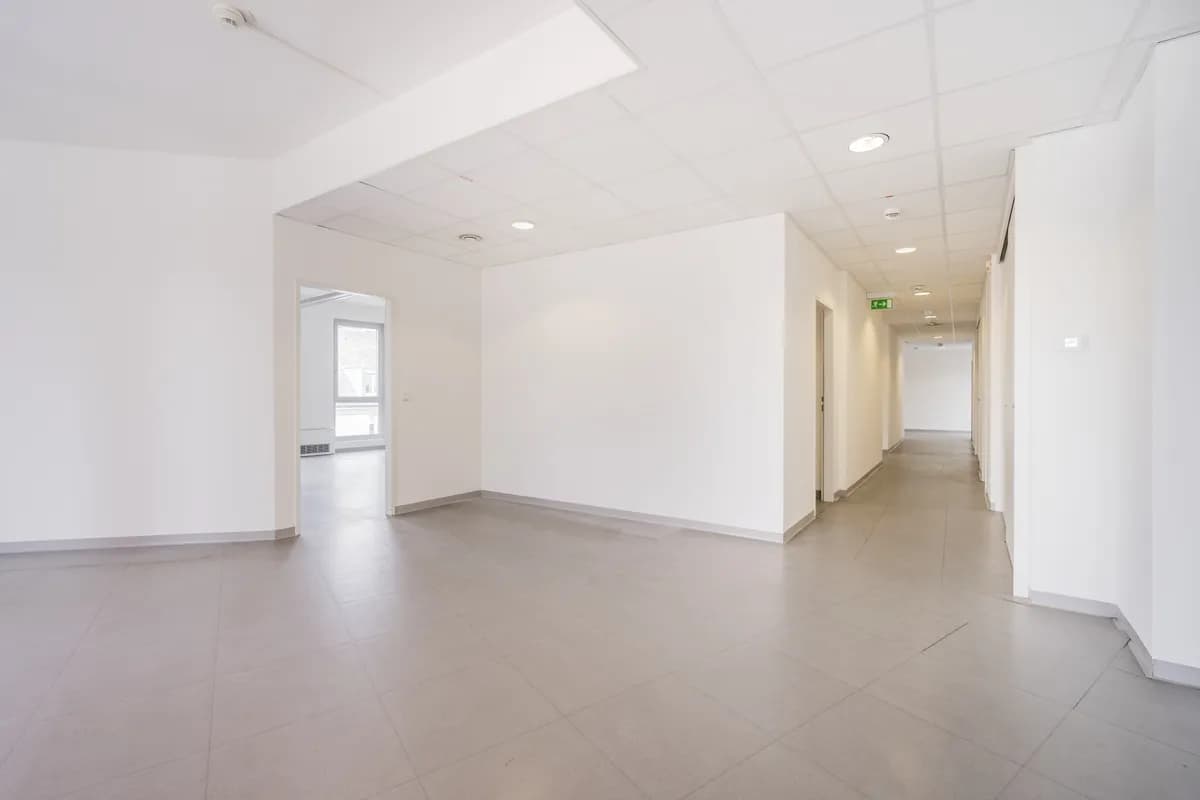 10-Zimmer-Gewerbeimmobilie mieten in Wien – 423 m², € 7.041 – Bild 9 von 26