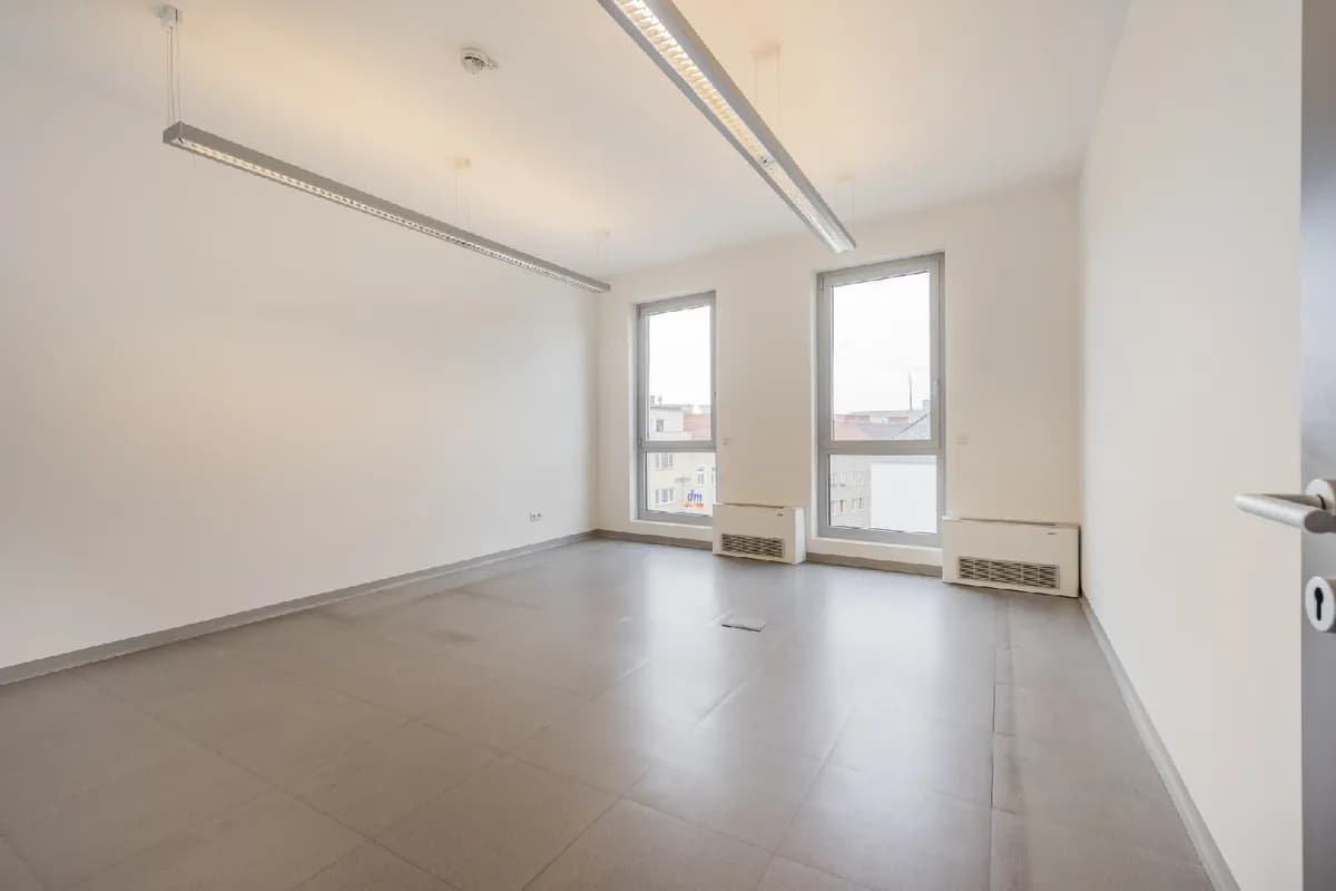 10-Zimmer-Gewerbeimmobilie mieten in Wien – 423 m², € 7.041 – Bild 13 von 26