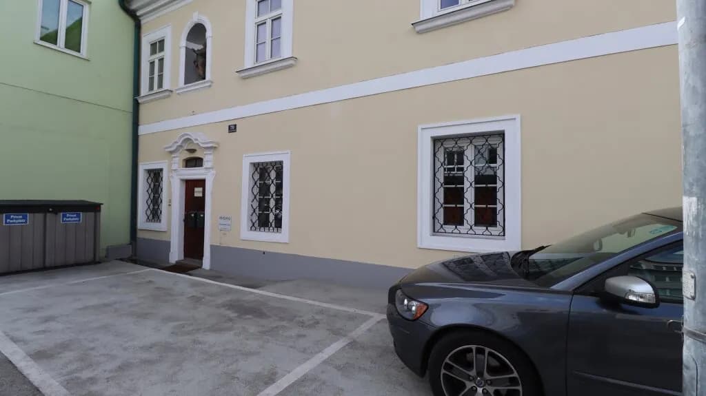 Gewerbeimmobilie kaufen in Wiener Neustadt – 145,47 m² – Bild 3 von 15
