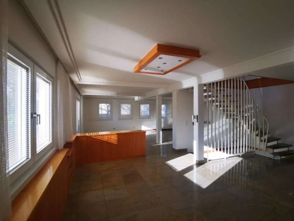 6-Zimmer-Haus mieten in Wien – 308 m², € 4.350 – Bild 14 von 31