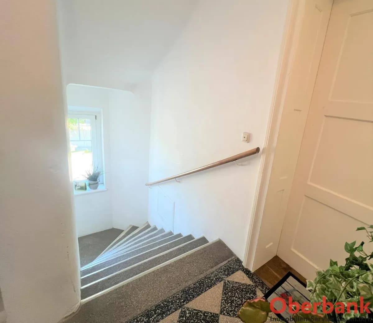 Gewerbeimmobilie kaufen in Wels-Land – 250 m², € 849.000 – Bild 12 von 17