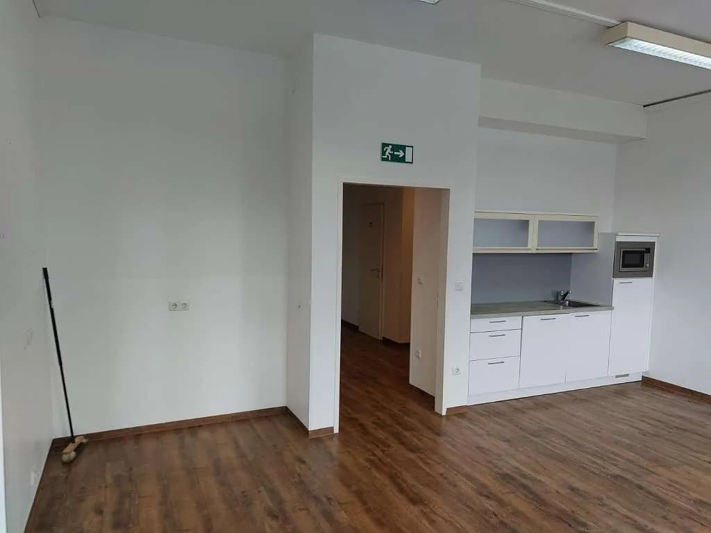5-Zimmer-Gewerbeimmobilie mieten in Melk – 190 m², € 1.596 – Bild 4 von 13