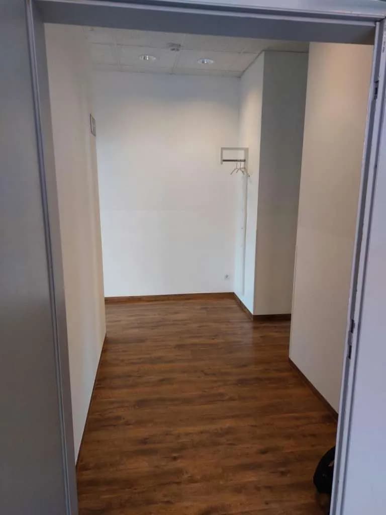 5-Zimmer-Gewerbeimmobilie mieten in Melk – 190 m², € 1.596 – Bild 9 von 13
