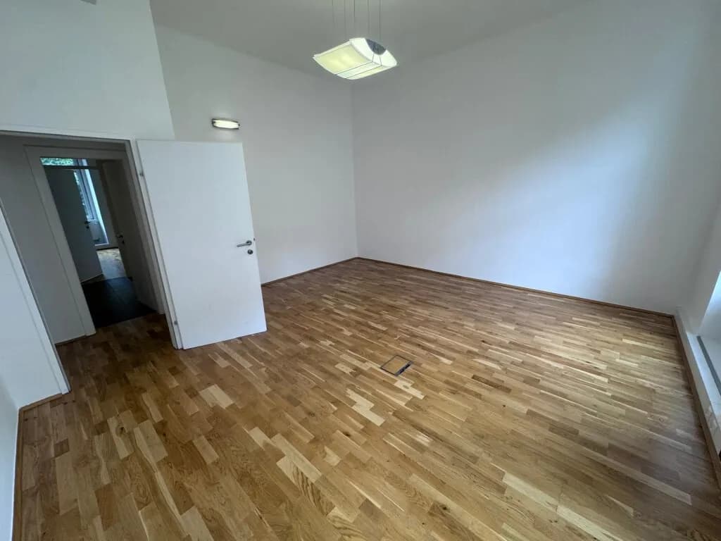 12-Zimmer-Gewerbeimmobilie mieten in Wien – 362 m², € 7.443 – Bild 14 von 23