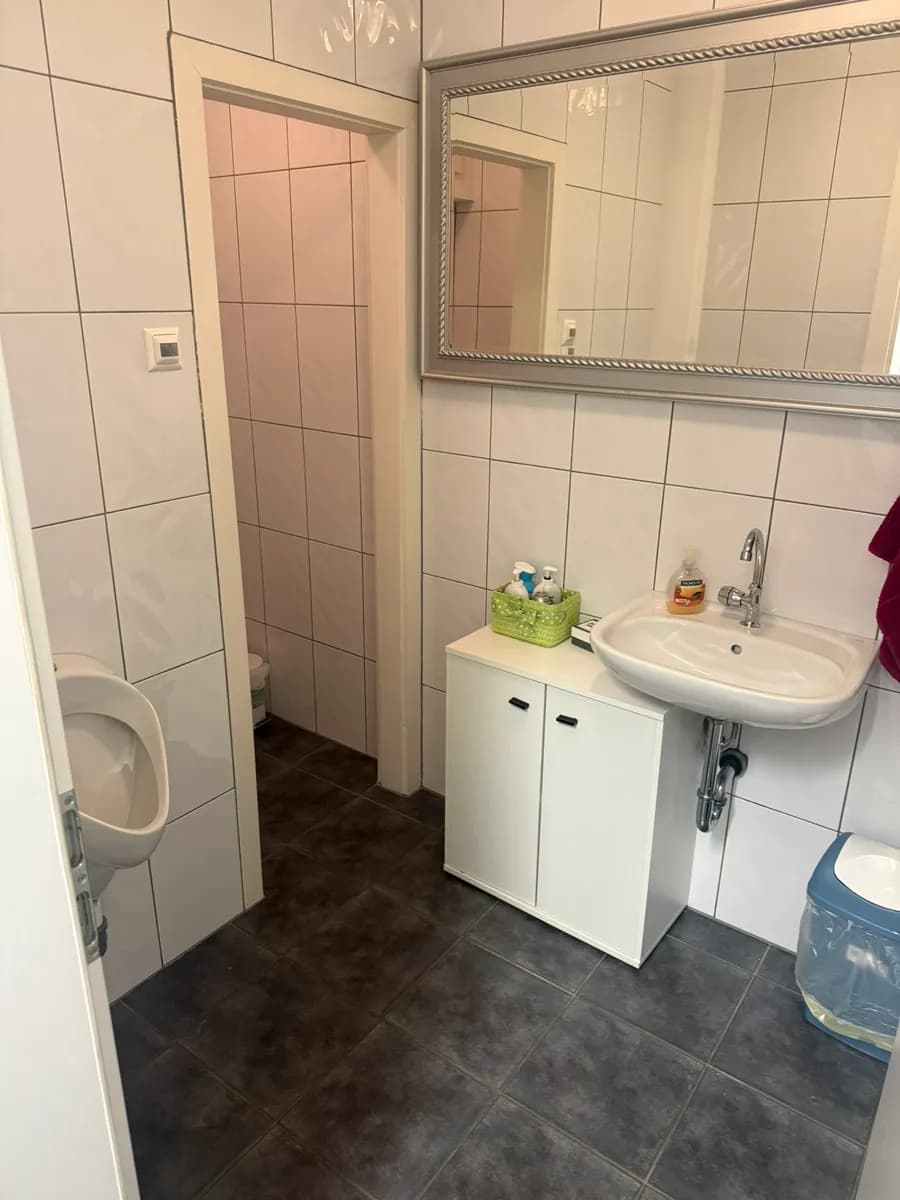 1-Zimmer-Gewerbeimmobilie mieten in Wolfsberg – 30 m², € 200 – Bild 11 von 13