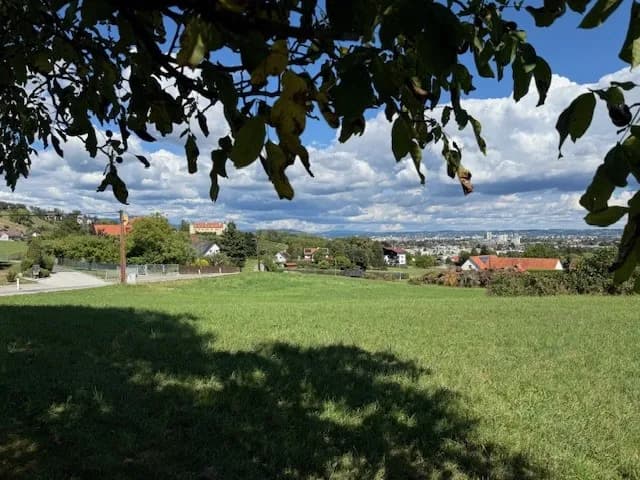 Grundstück kaufen in Graz – 1 586 m², € 685.000