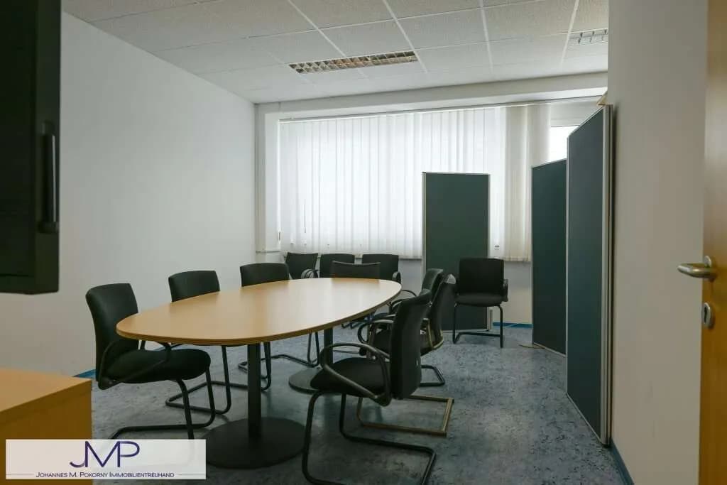 10-Zimmer-Gewerbeimmobilie mieten in Wien – 832 m², € 10.814 – Bild 11 von 25