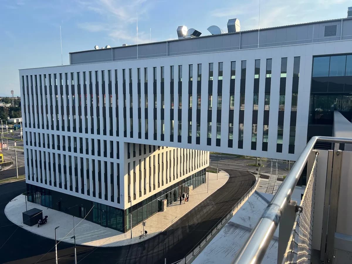 Gewerbeimmobilie mieten in Linz – 218 m²