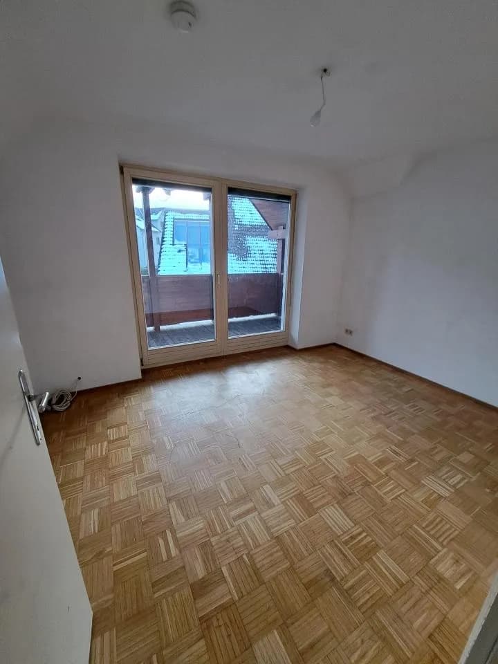 1-Zimmer-Wohnung mieten in Leoben – 33,4 m², € 265 – Bild 4 von 5