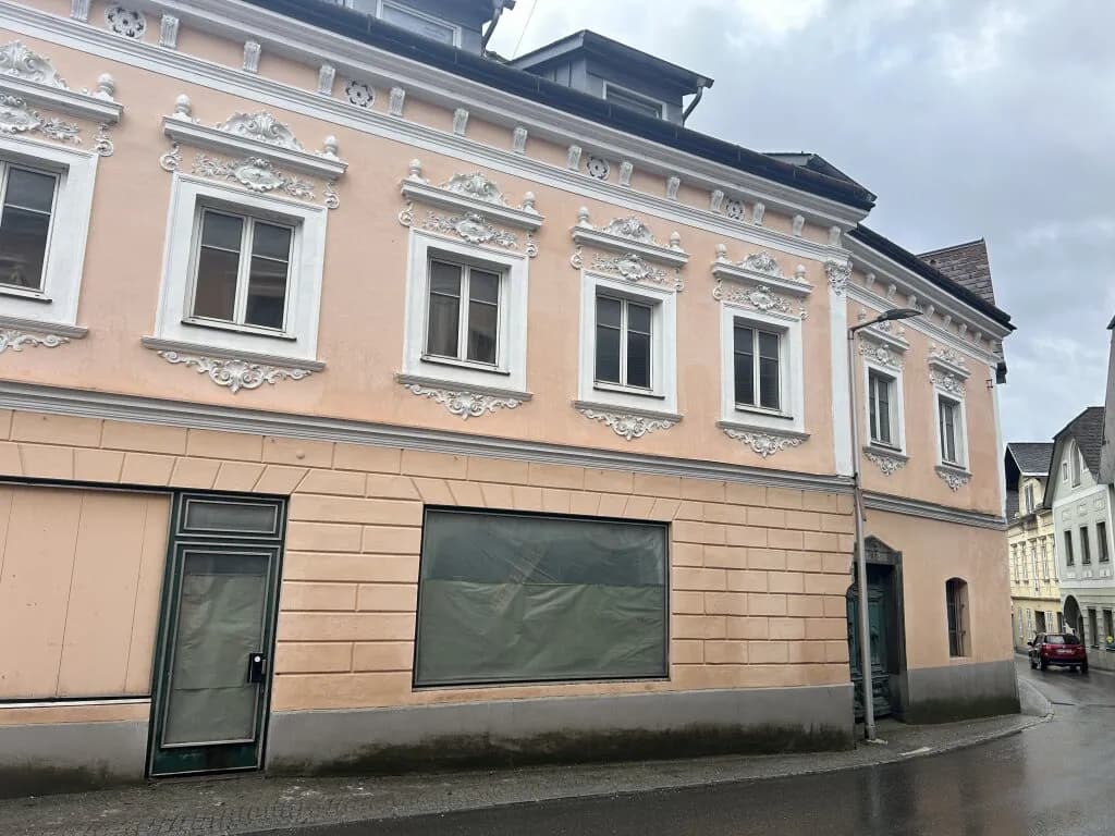 Gewerbeimmobilie kaufen in Steyr-Land – 1 422 m², € 1.800.000