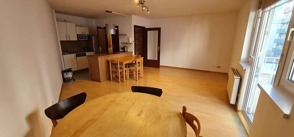 2-Zimmer-Wohnung mieten in Wien – 61 m², € 1.154