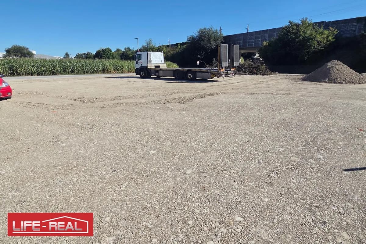 Immobilie mieten in Linz Land – 1 000 m², € 1.650 – Bild 18 von 20