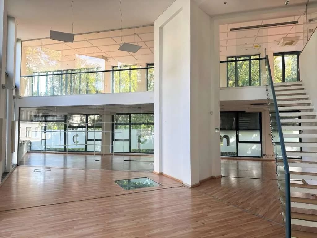 Gewerbeimmobilie mieten in Wien – 583 m², € 14 – Bild 4 von 7