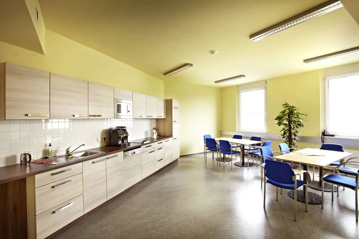 Gewerbeimmobilie mieten in Wien – 400 m², € 13 – Bild 10 von 14