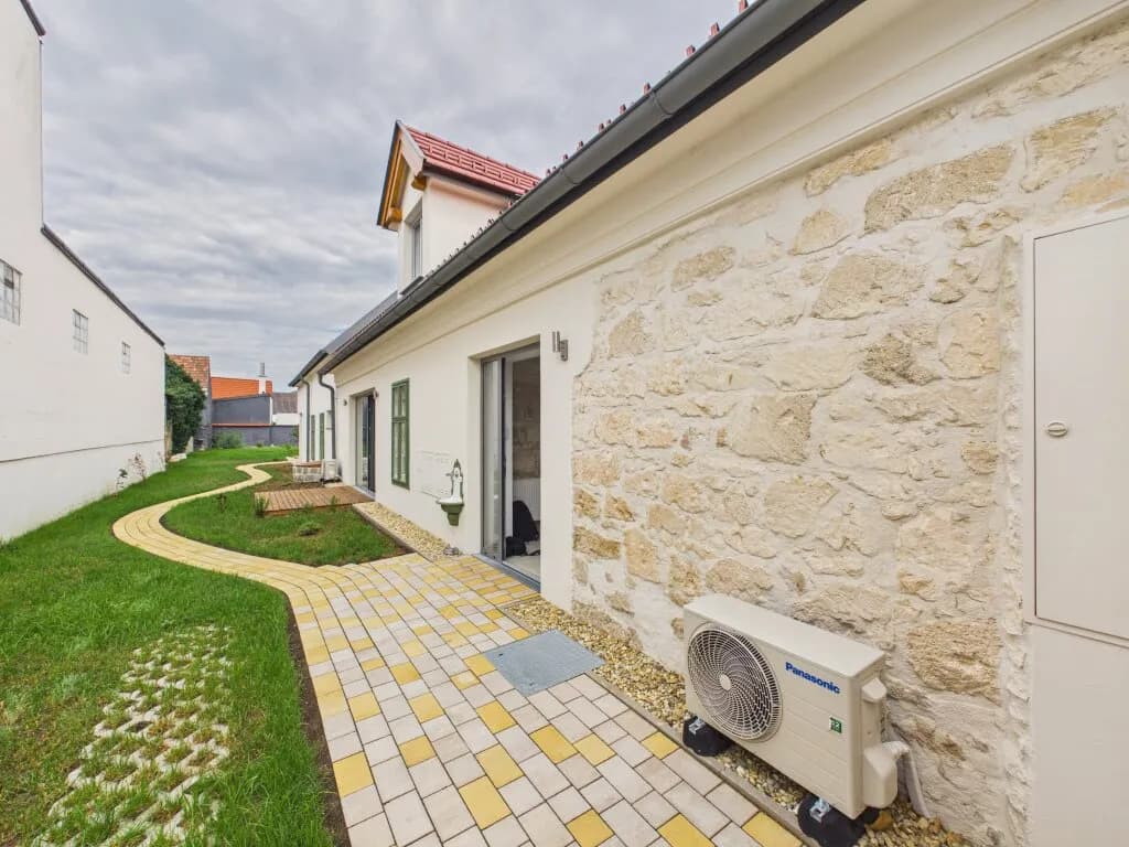 Haus kaufen in Eisenstadt - Umgebung – € 1.190.000 – Bild 3 von 52