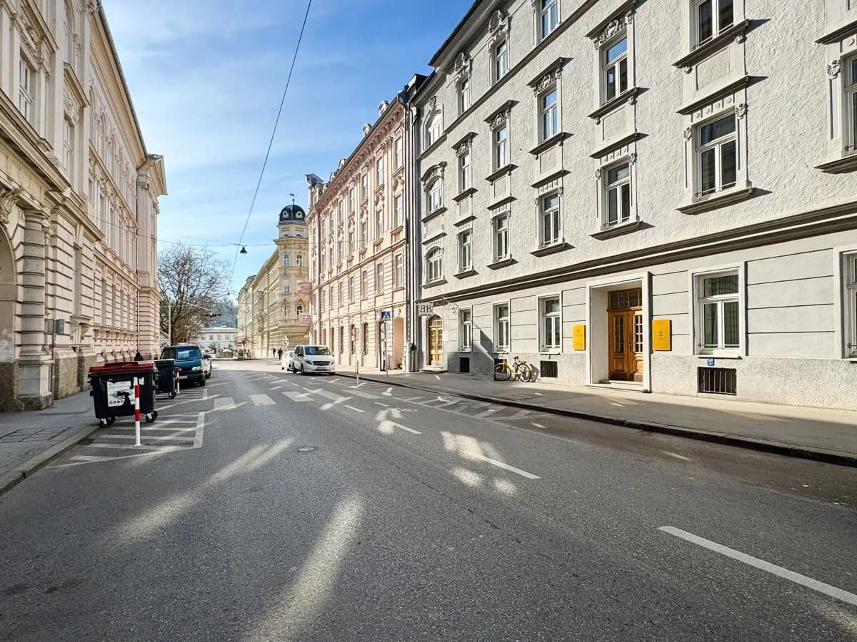 Gewerbeimmobilie mieten in Salzburg Stadt – 131 m², € 2.063 – Bild 1 von 19