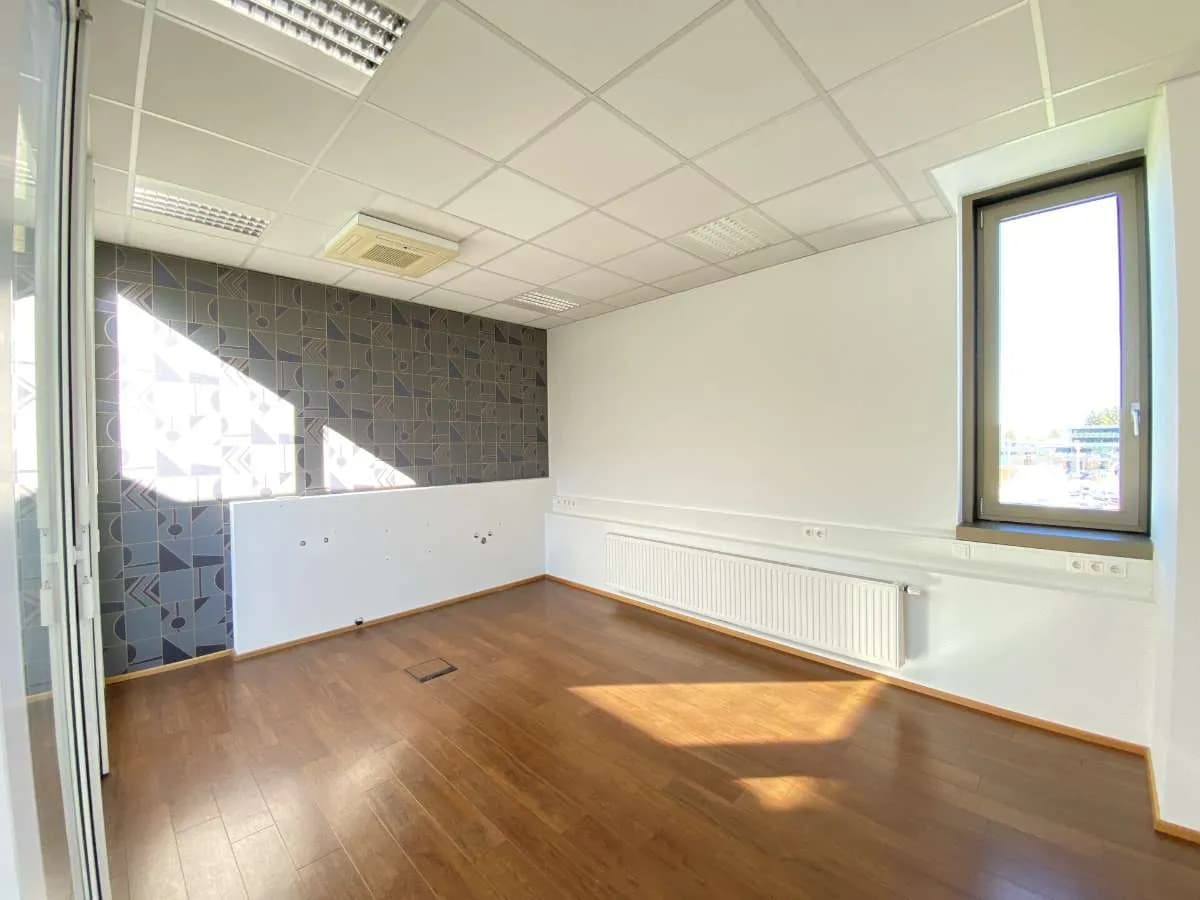 Gewerbeimmobilie mieten in Salzburg Stadt – 131 m², € 2.063 – Bild 11 von 19