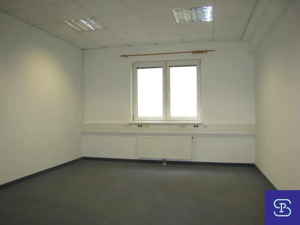 19-Zimmer-Gewerbeimmobilie mieten in Wien – 581 m², € 4.866 – Bild 14 von 15