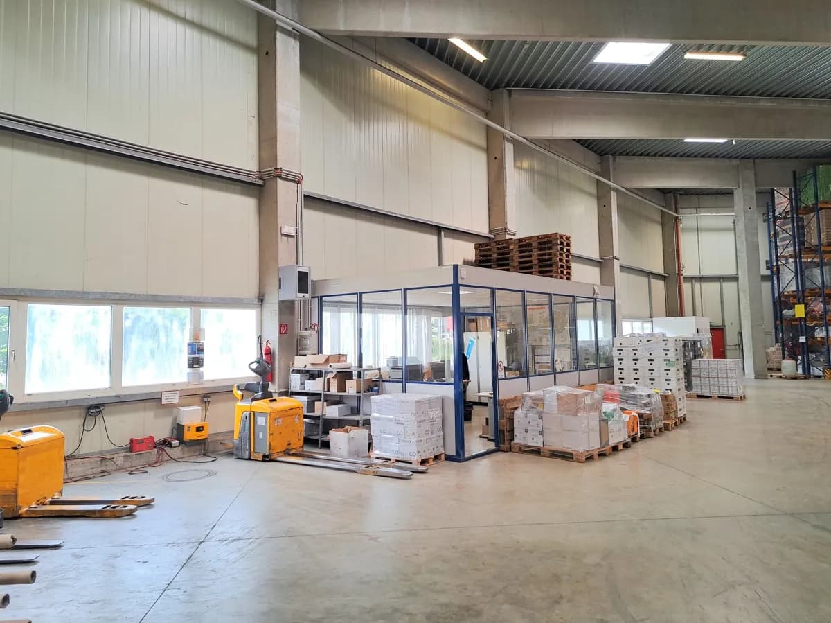 Gewerbeimmobilie mieten in Mödling – 1 800 m², € 7 – Bild 6 von 15