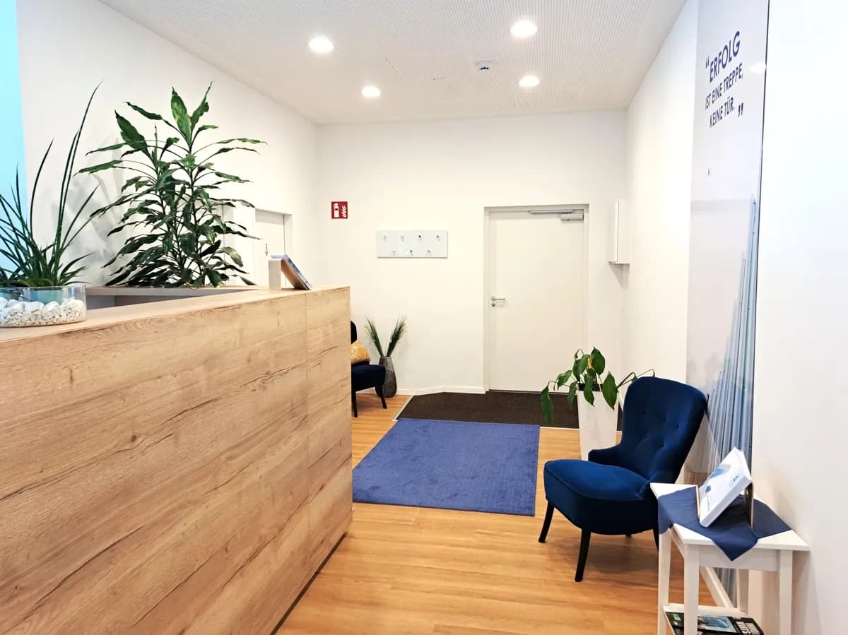 Gewerbeimmobilie mieten in Mödling – 1 800 m², € 7 – Bild 12 von 15