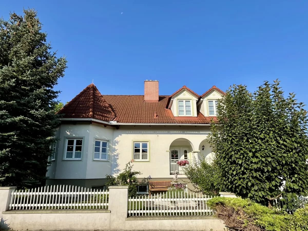 Haus kaufen in Mistelbach – 190 m², € 690.000
