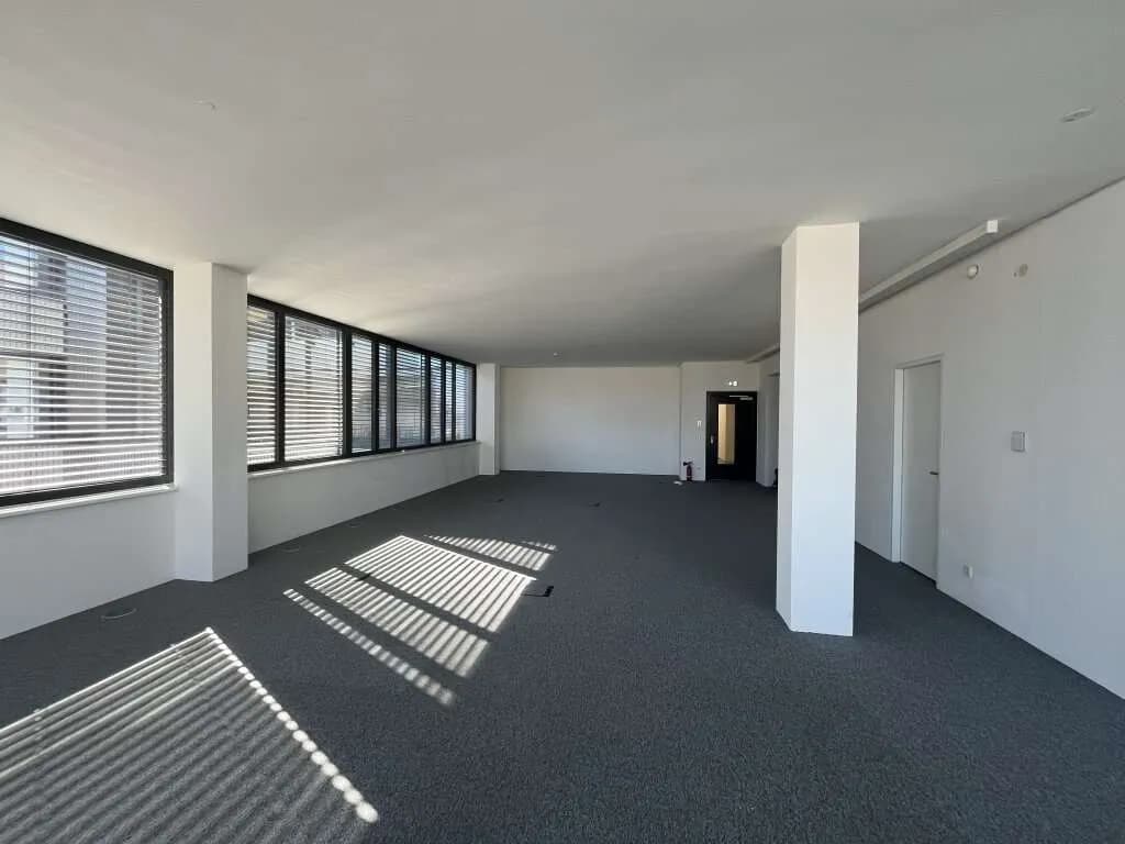 1-Zimmer-Gewerbeimmobilie mieten in Wien – 142 m², € 2.912 – Bild 8 von 12
