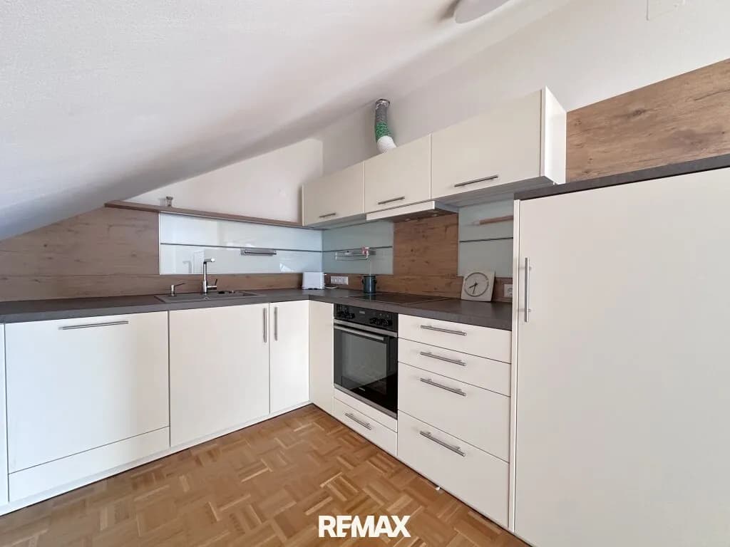 10-Zimmer-Haus kaufen in Klagenfurt – 220 m² – Bild 9 von 11