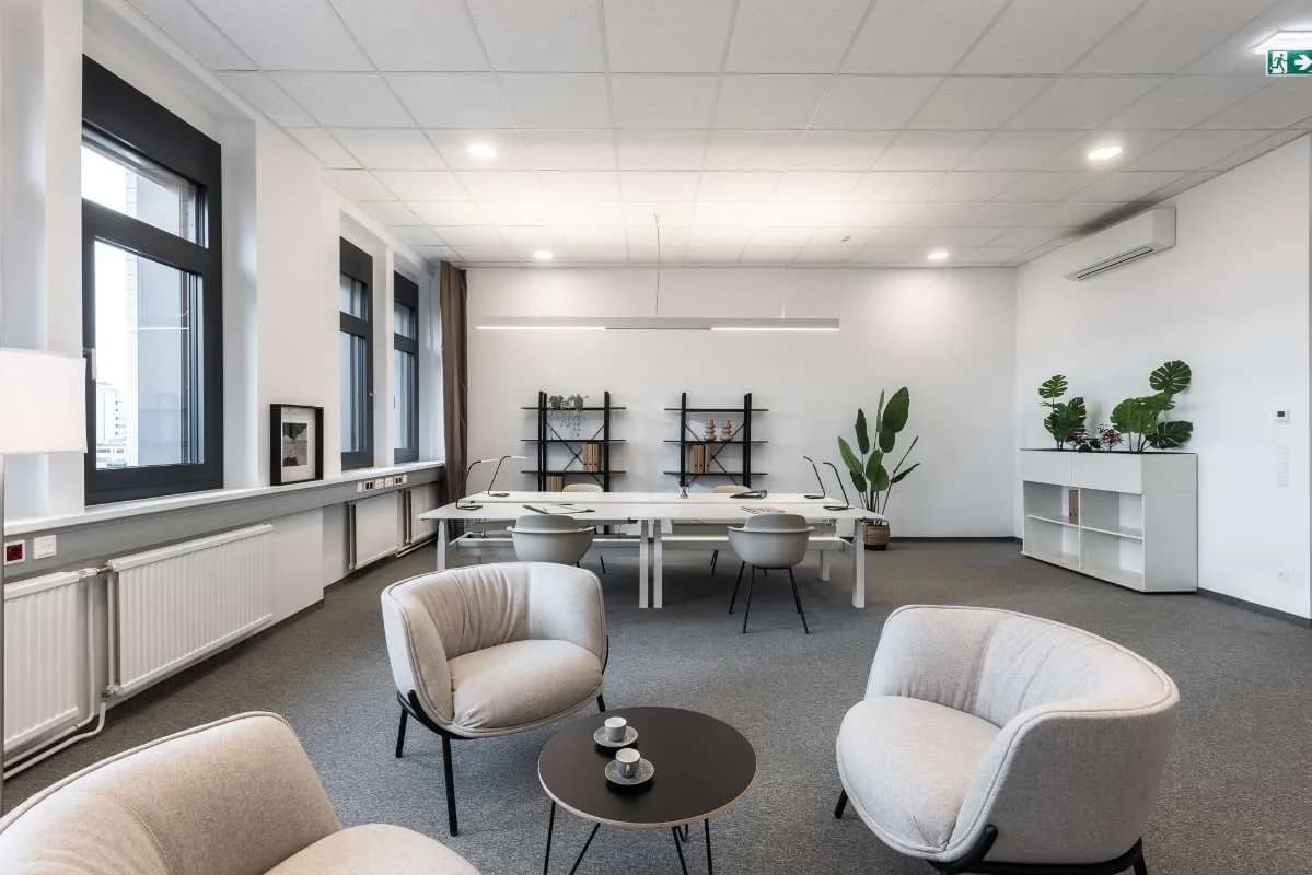 Gewerbeimmobilie mieten in Wien – 308 m², € 5.369 – Bild 1 von 8